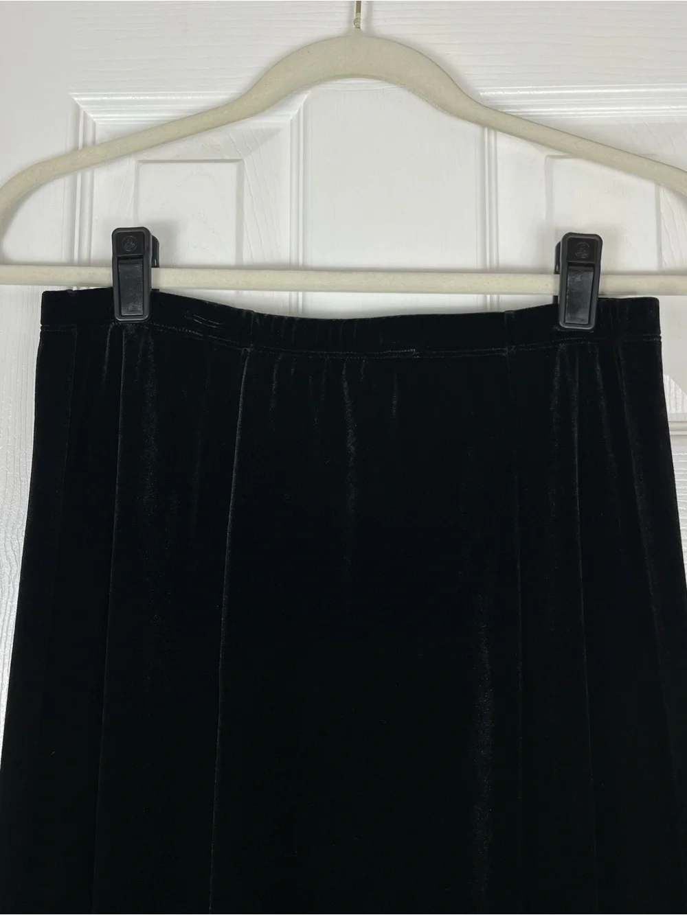 Notations Petite Black Velvet Maxi Skirt Sz PM Pull On Gothic Evening Romantic
